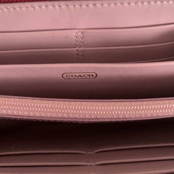 Wallet - Picture 6 of 7